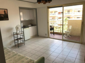 Cannes studio de 24 M2 proche centre ville